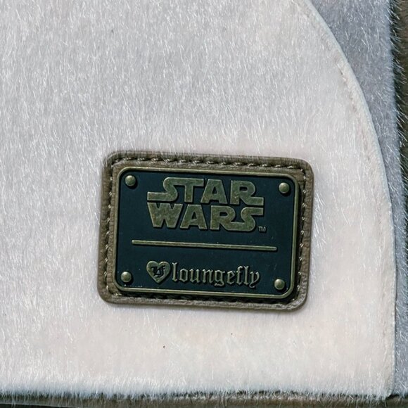 RareSDCC 2018 Exclusive Loungefly Porg Mini Backpack – Star Wars Collector Piece main image 5